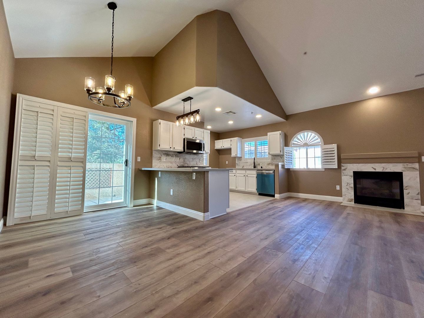 Henderson Condo: 2925 Wigwam Pkwy APT 423