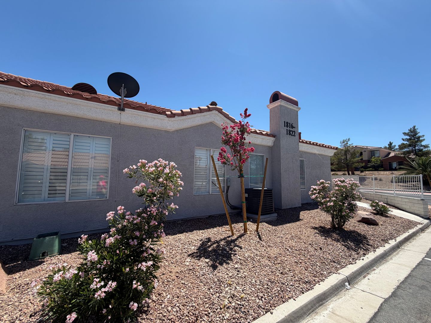 Las Vegas Townhome: 1822 N Jones Blvd