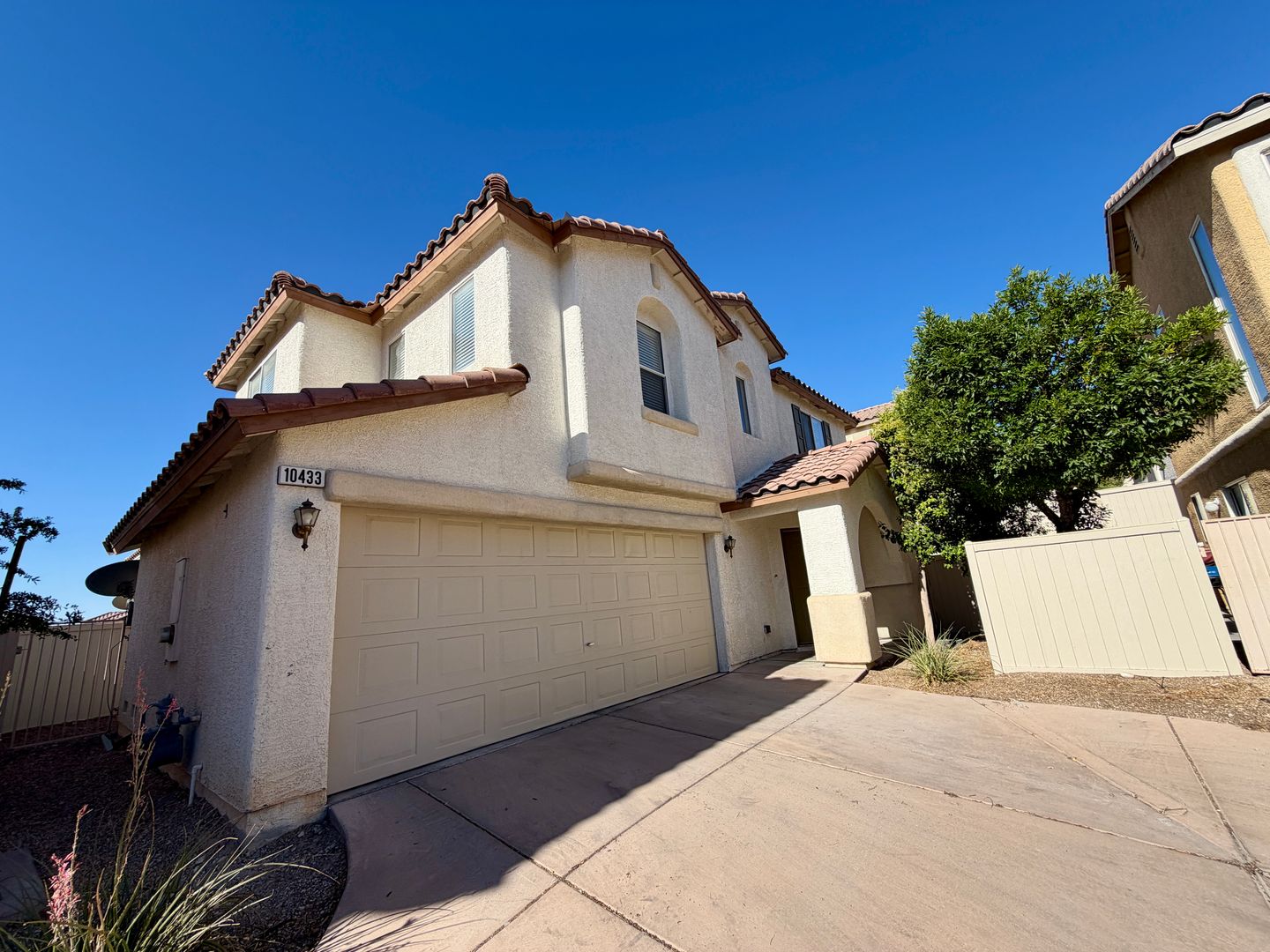 Las Vegas House: 10433 Concetta Ave.