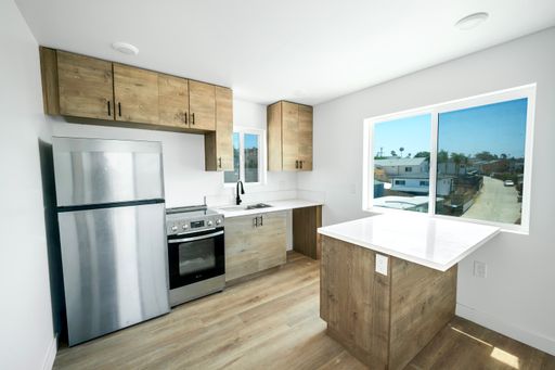 Brand New 1BR/1BA Near USD – 4 Weeks Free Rent, No Application Fee + Free E-Bike! – photo 1