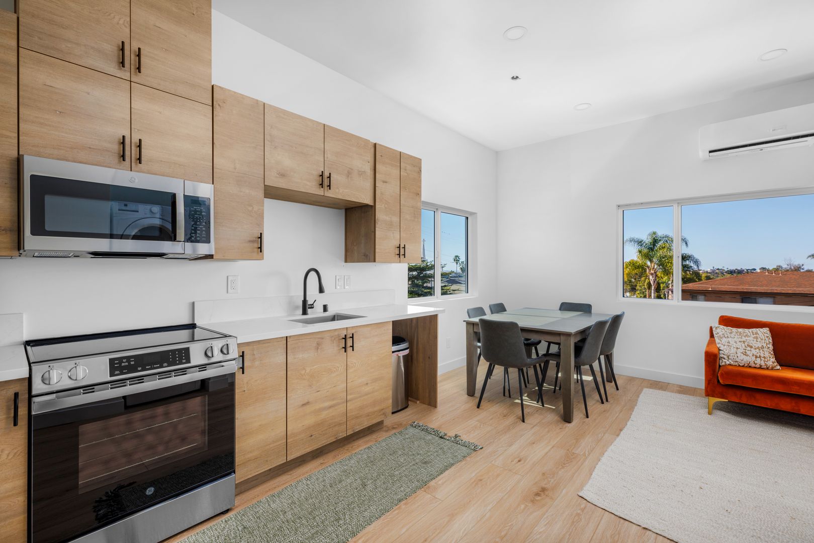 San Diego Apartment: 2110 Drescher street