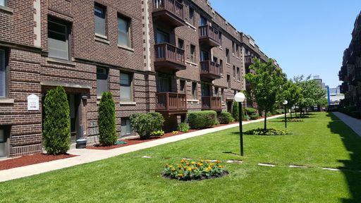 Great 1-Bed/1-Bath Sublet Apartment in the Heart of Lakeview! – photo 1