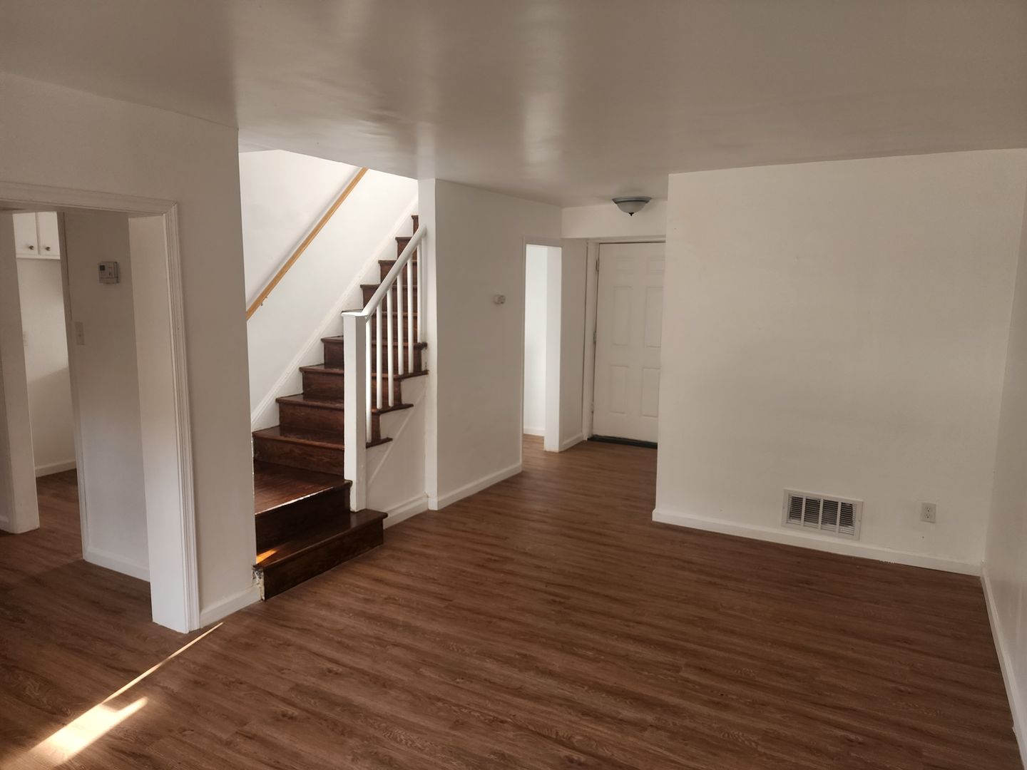 Wilmington Townhome: 36 N. Rodney Dr.