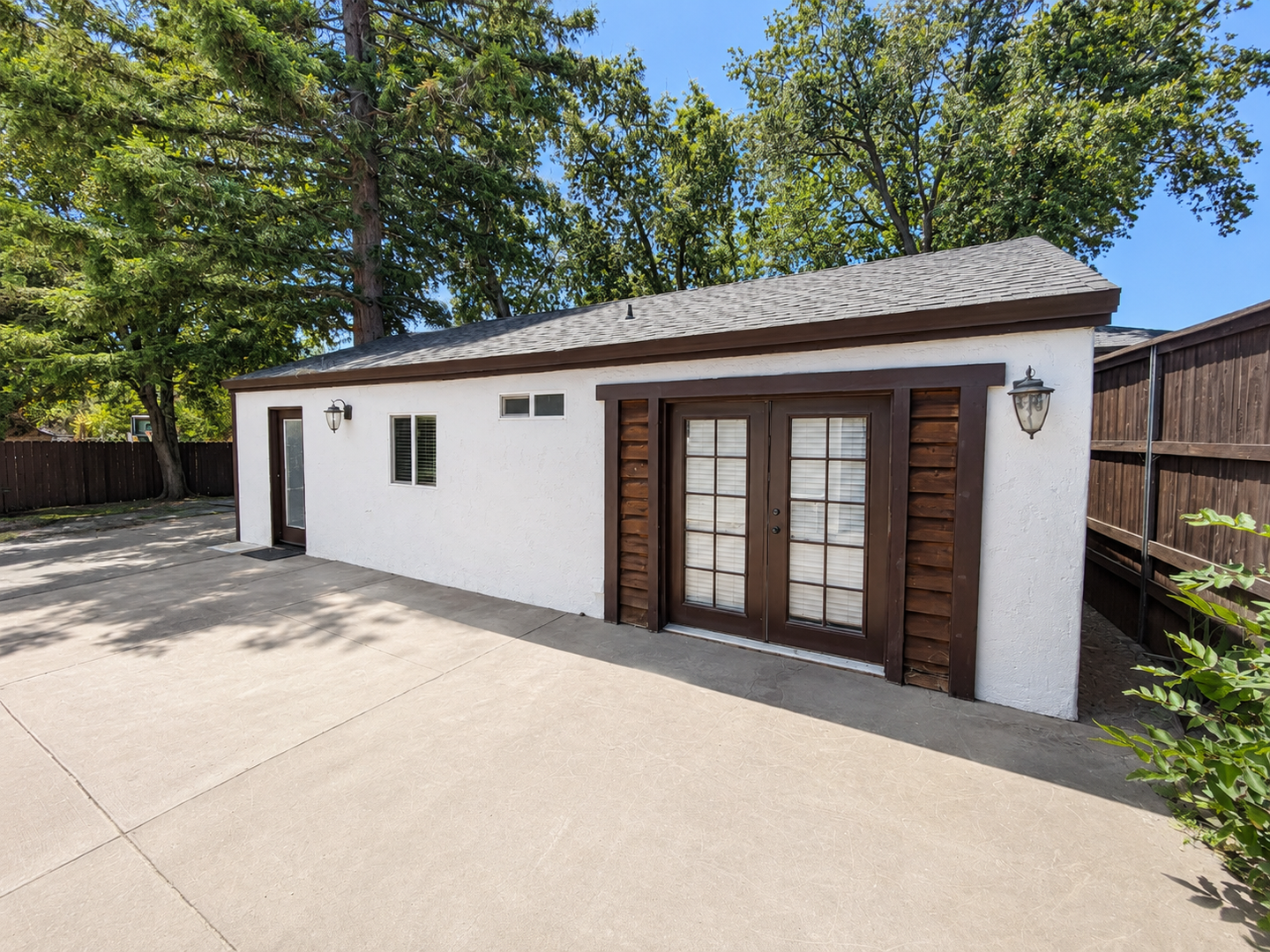Chico Apartment: 2245 Ceanothus Avenue