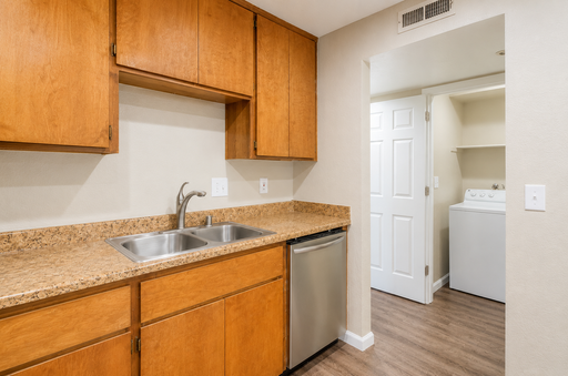 648 W 2nd Ave # D, Chico, CA 95926 — photo 7