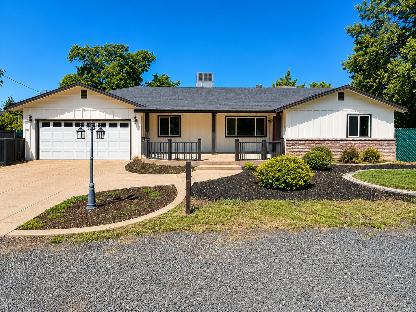 Chico House: 3682 Bay Avenue