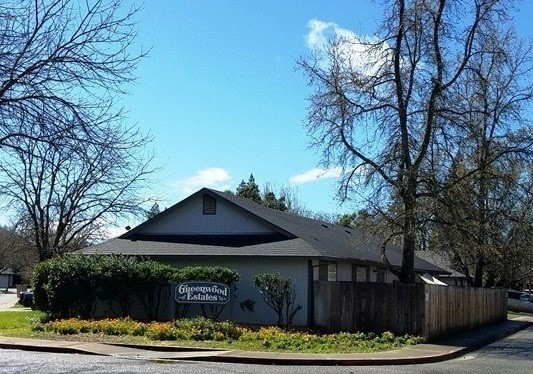 Chico Apartment: 48 Tara Terrace #1