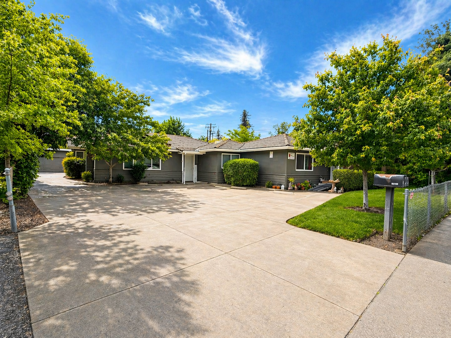 Chico Apartment: 2485 Pillsbury Road Units 1-4