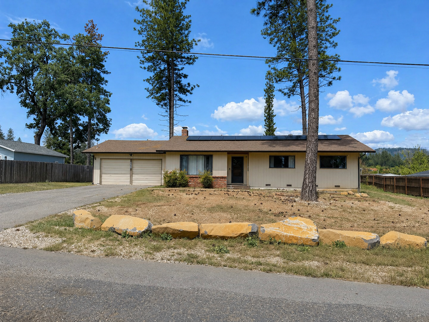 Paradise House: 1763 Whitaker Road