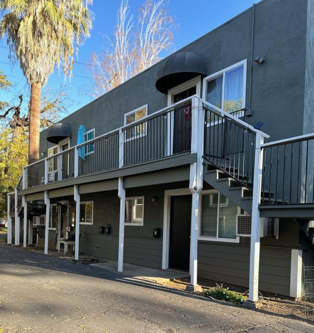 Chico Apartment: 1165 Magnolia Avenue