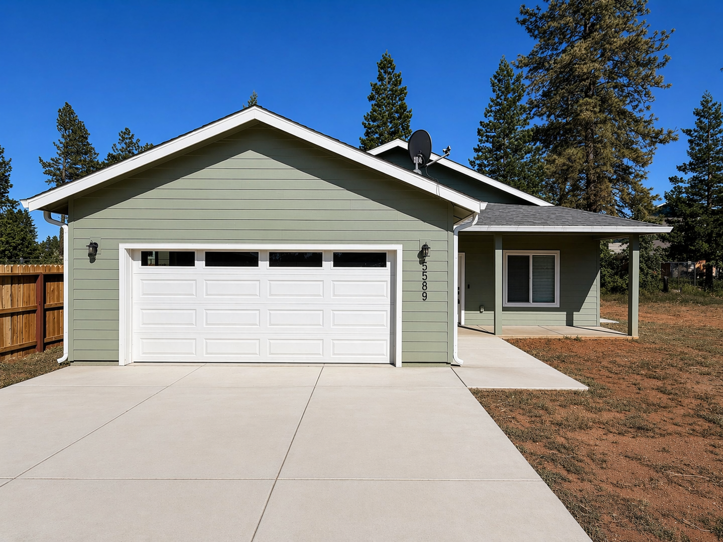 Paradise House: 5589 Linrich Lane