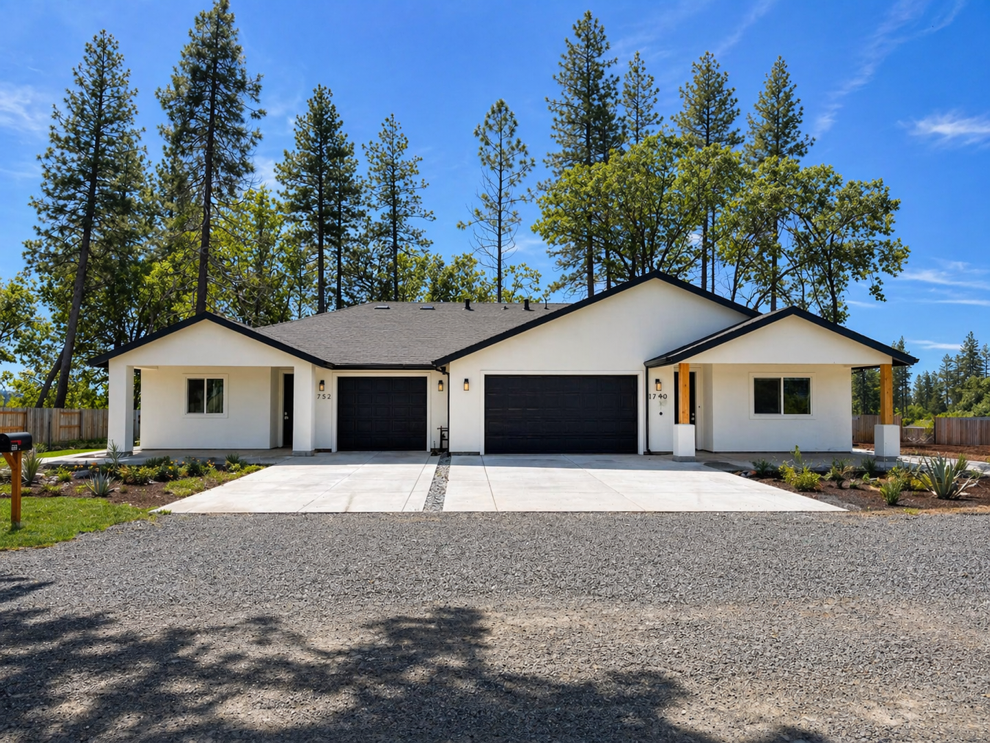 Paradise House: 1752 Whitaker Road