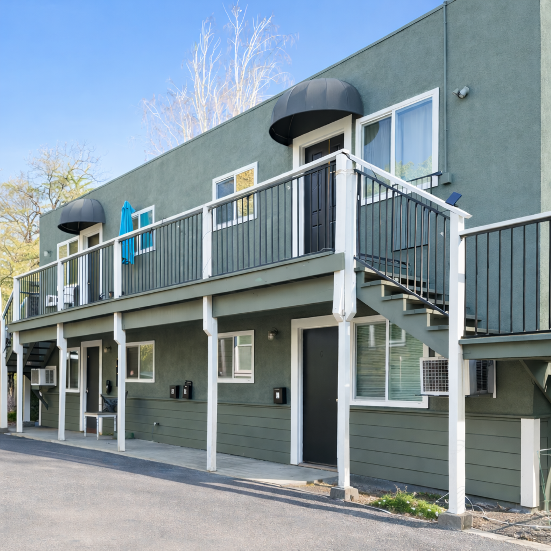 Chico Apartment: 1165 Magnolia Avenue