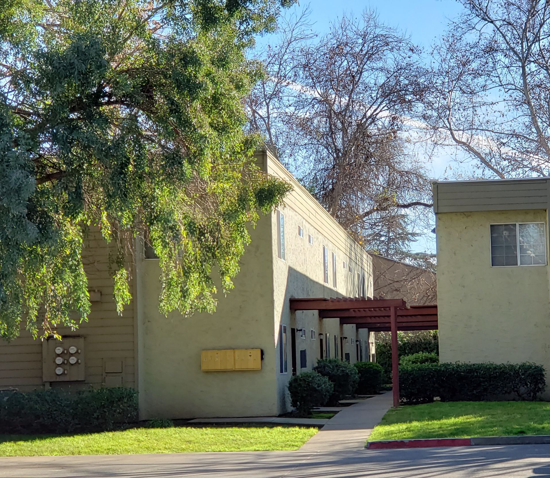 Chico Townhome: 747 West 4th Ave