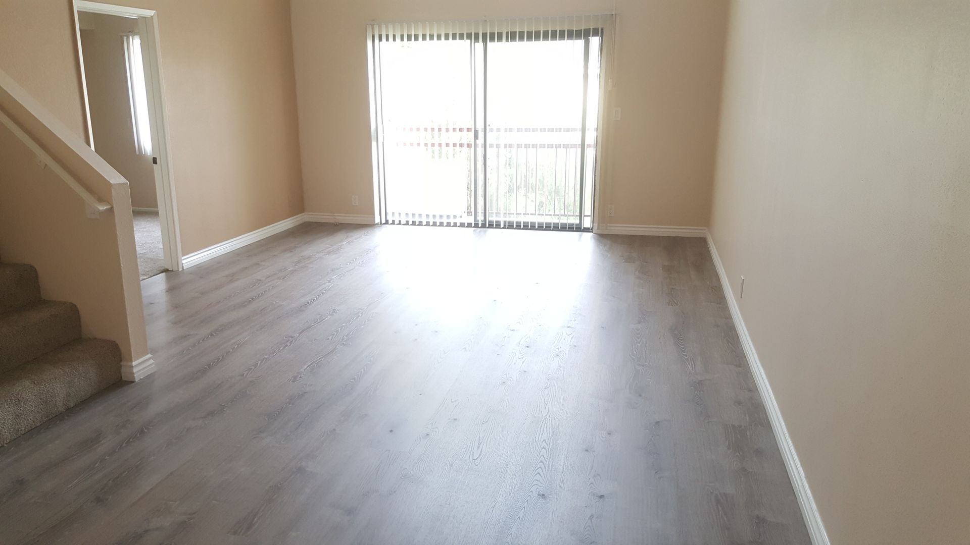 Sunland Apartment: 10500 SHERMAN GROVE AVE