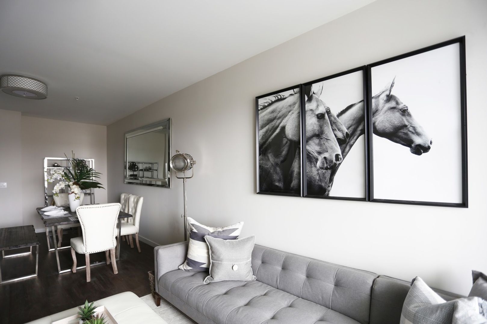 North Hollywood Apartment: 11011 West Otsego Street