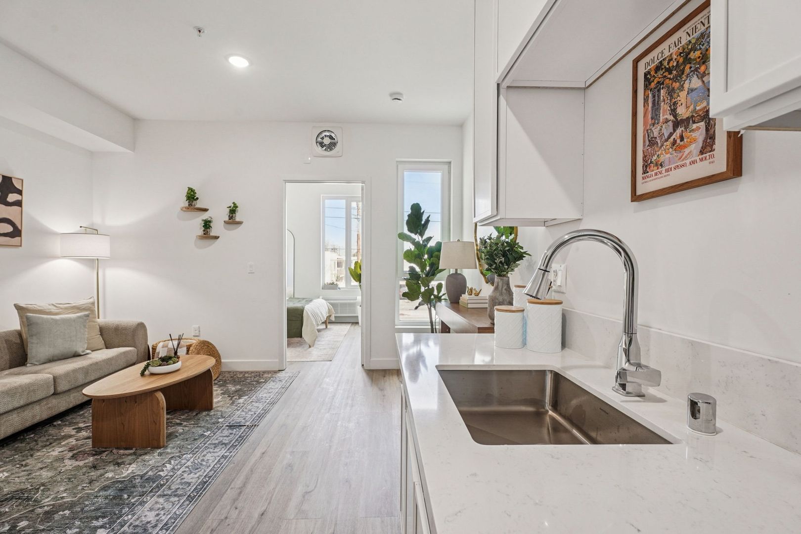 Sylmar Apartment: 12534 San Fernando Road
