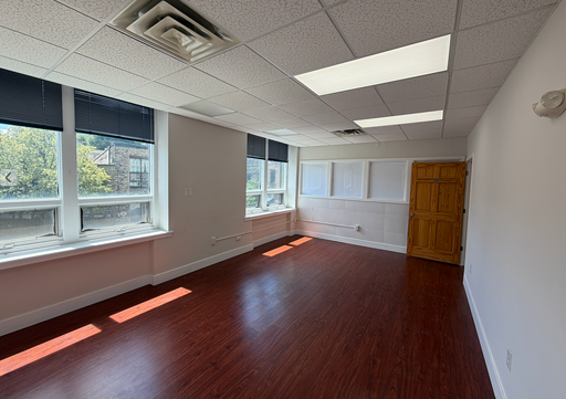 Office Space Available – photo 1