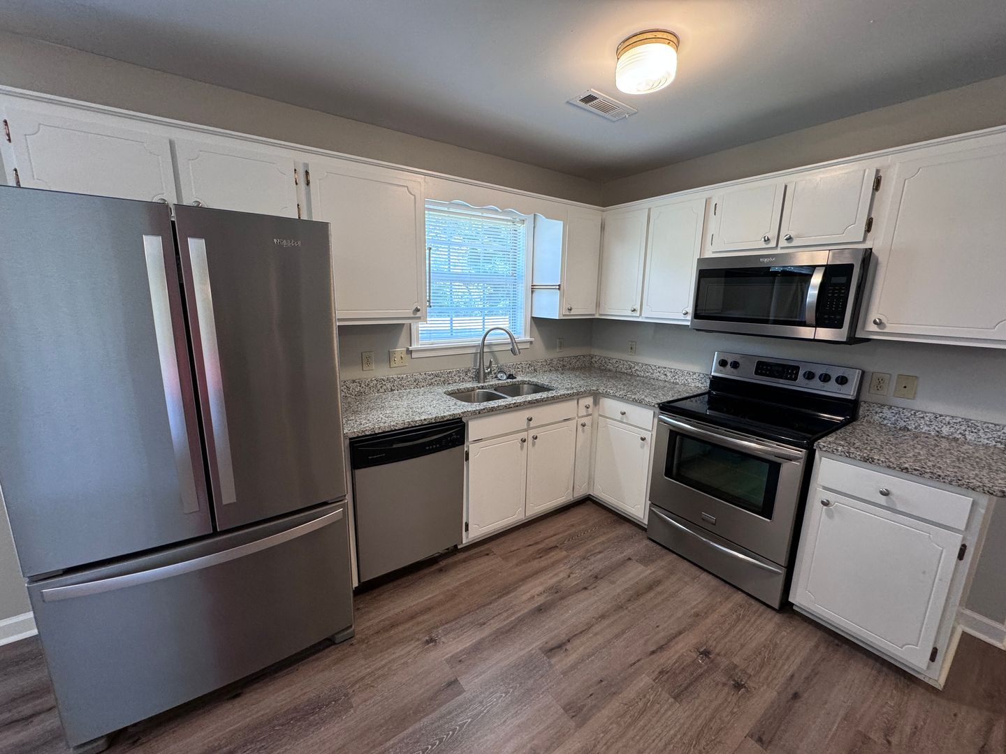 Oxford House: 1000 Creekside Place