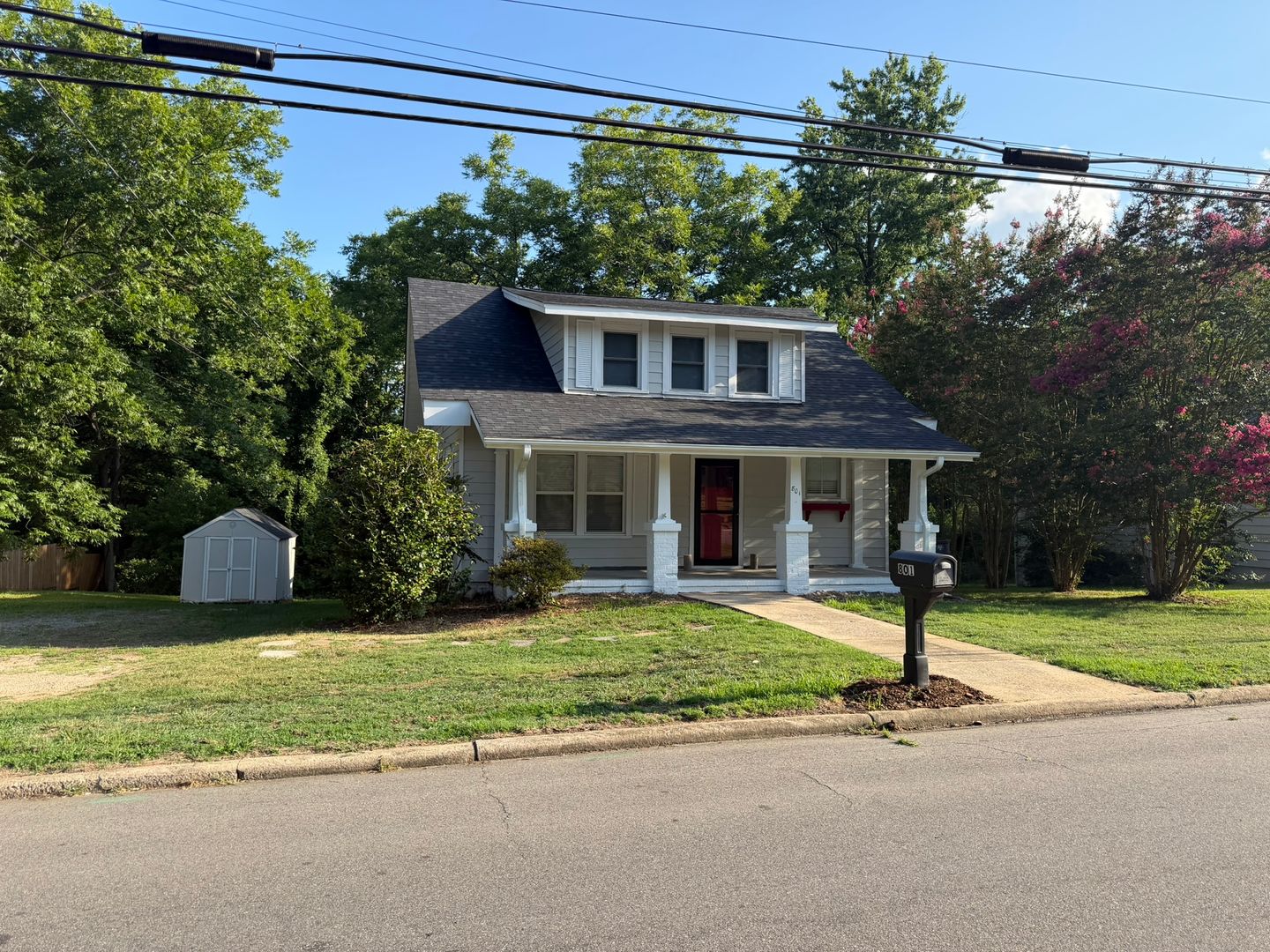 Reidsville House: 801 Lawsonville Ave