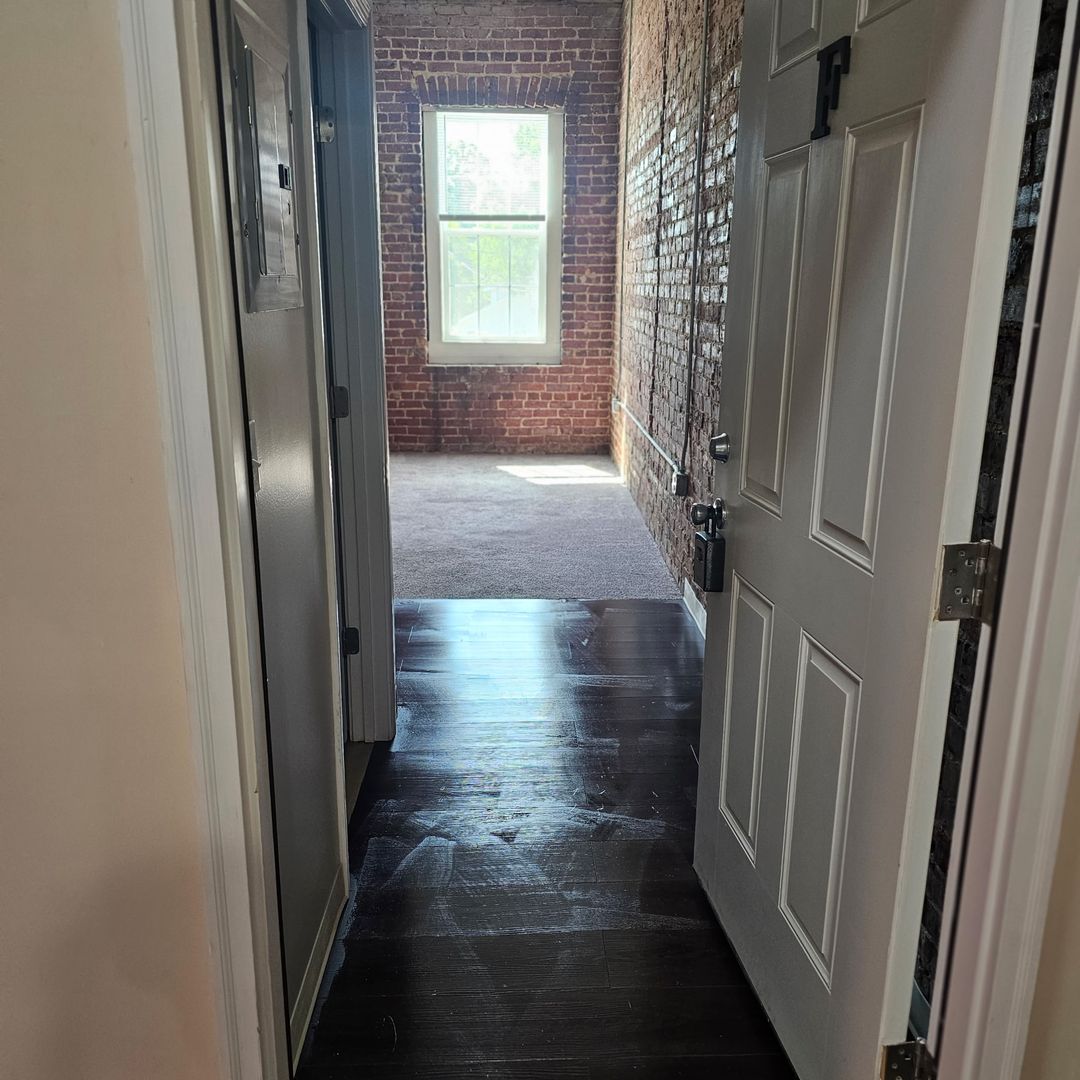 Eden Apartment: Washington Properties