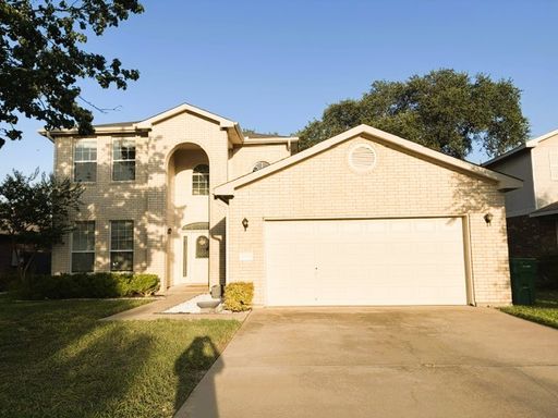 Friendly, welcoming neighborhood with a relaxed, small-town atmosphere. Close to shopping and approx. 20 minutes from Ft Hood – photo 1