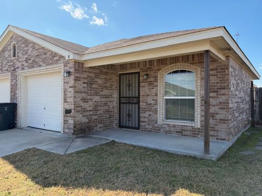 Residents enjoy easy access to local amenities and the nearby Fort Hood. – photo 1