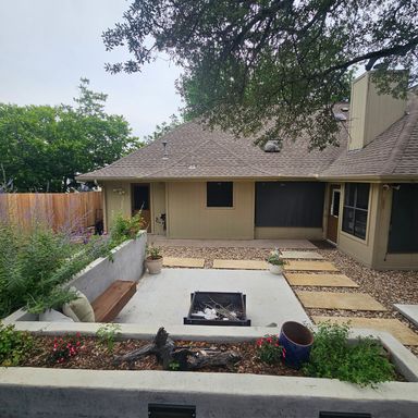 Beautiful home in Cul-de-sac – photo 1