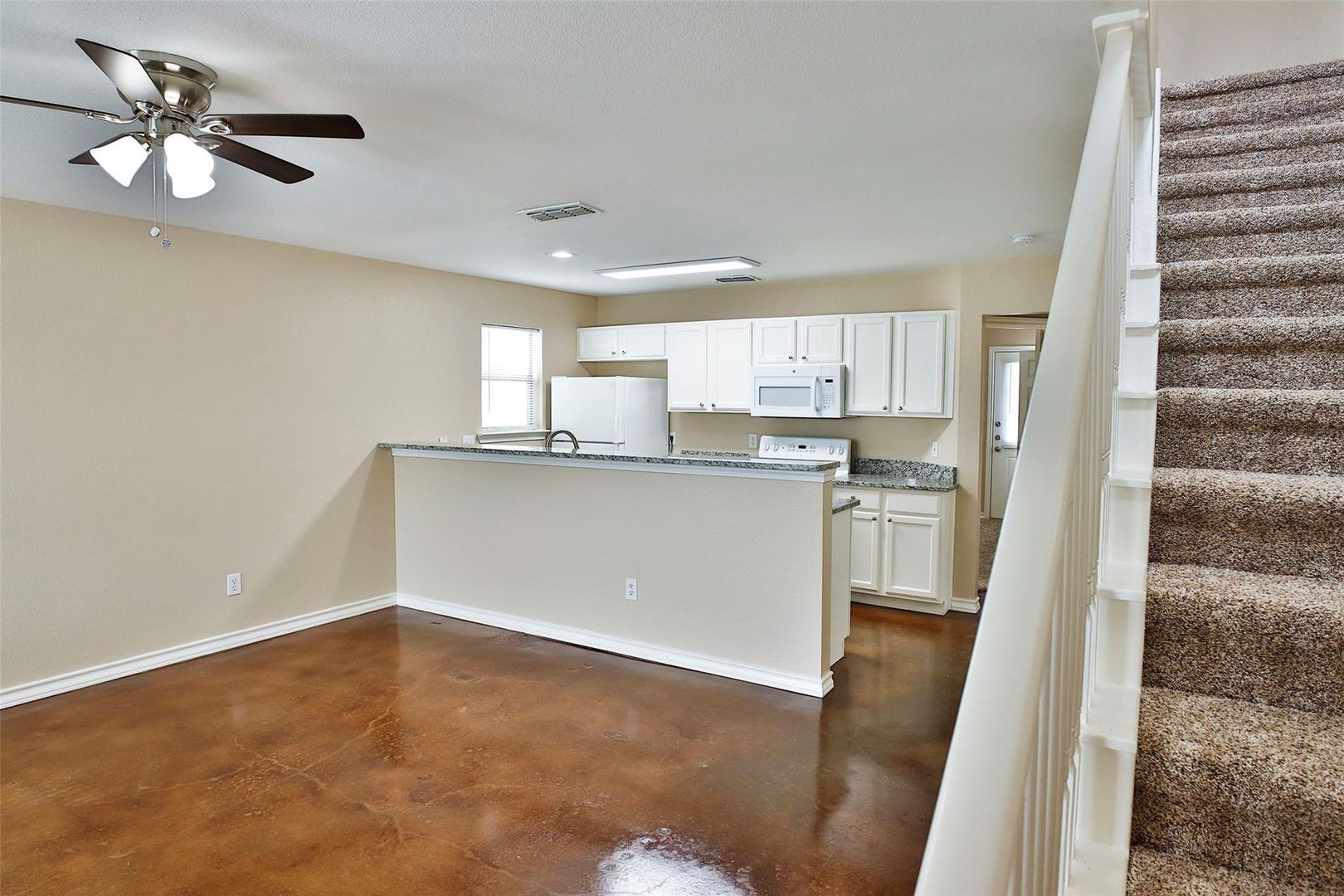7725 Stanley Court 4 of 11