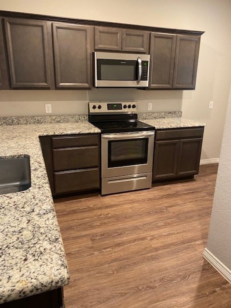 Burleson House: 21 Elk Drive