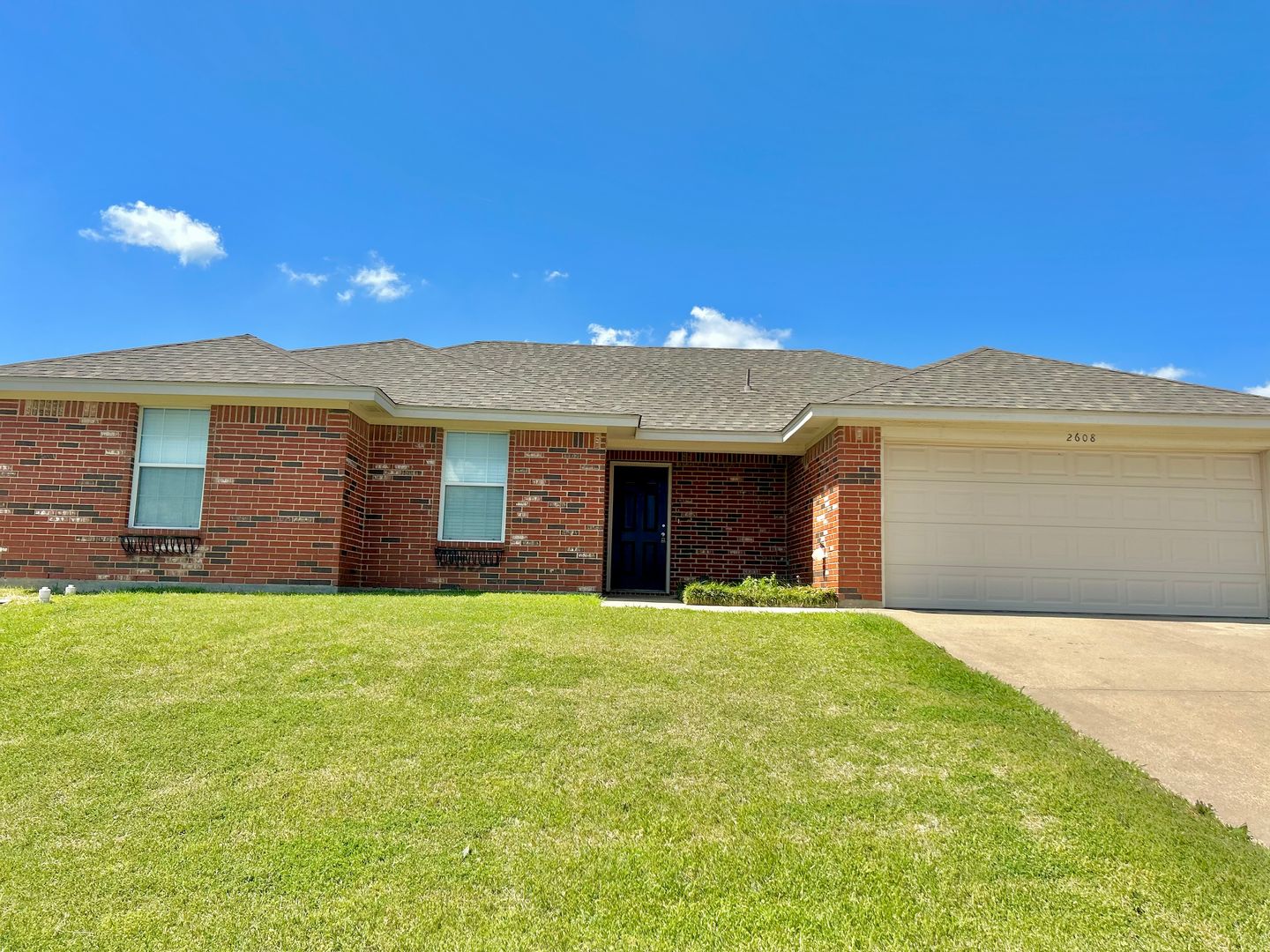Burleson House: 2608 Castle Pines