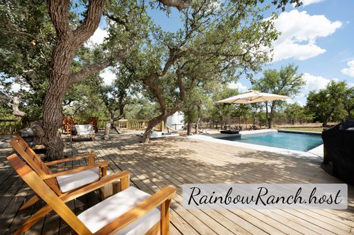 Extravagant 5 Star Vacation Home - Your Private Retreat in Hill Country, Wimberley Texas