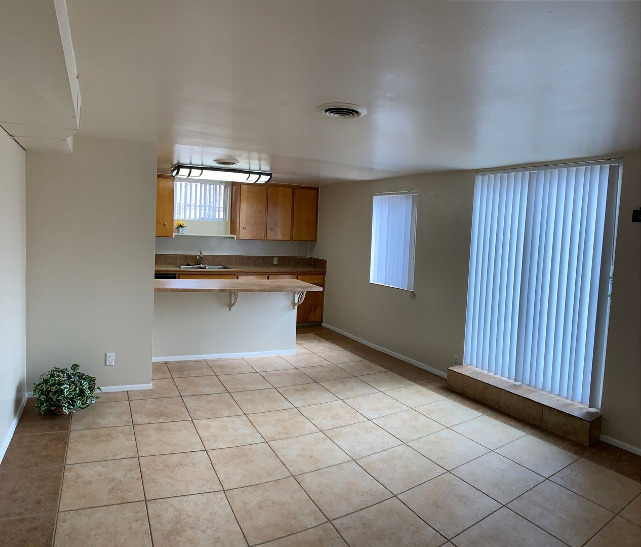 Lakewood Apartment: 1250-1254 Carr Street