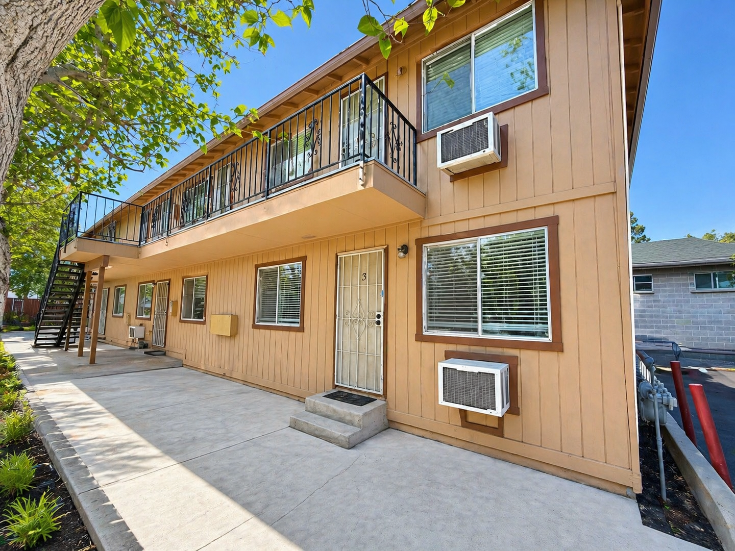 Reno Apartment: 614 Moran St