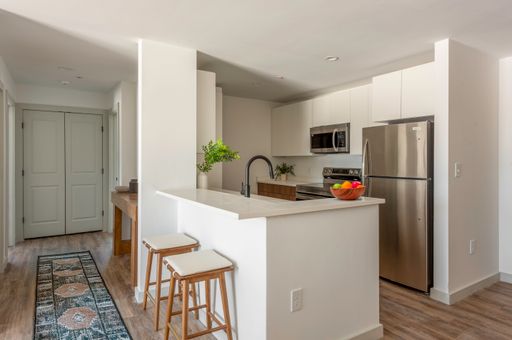 Seaside Living in the Heart of Winthrop – photo 1
