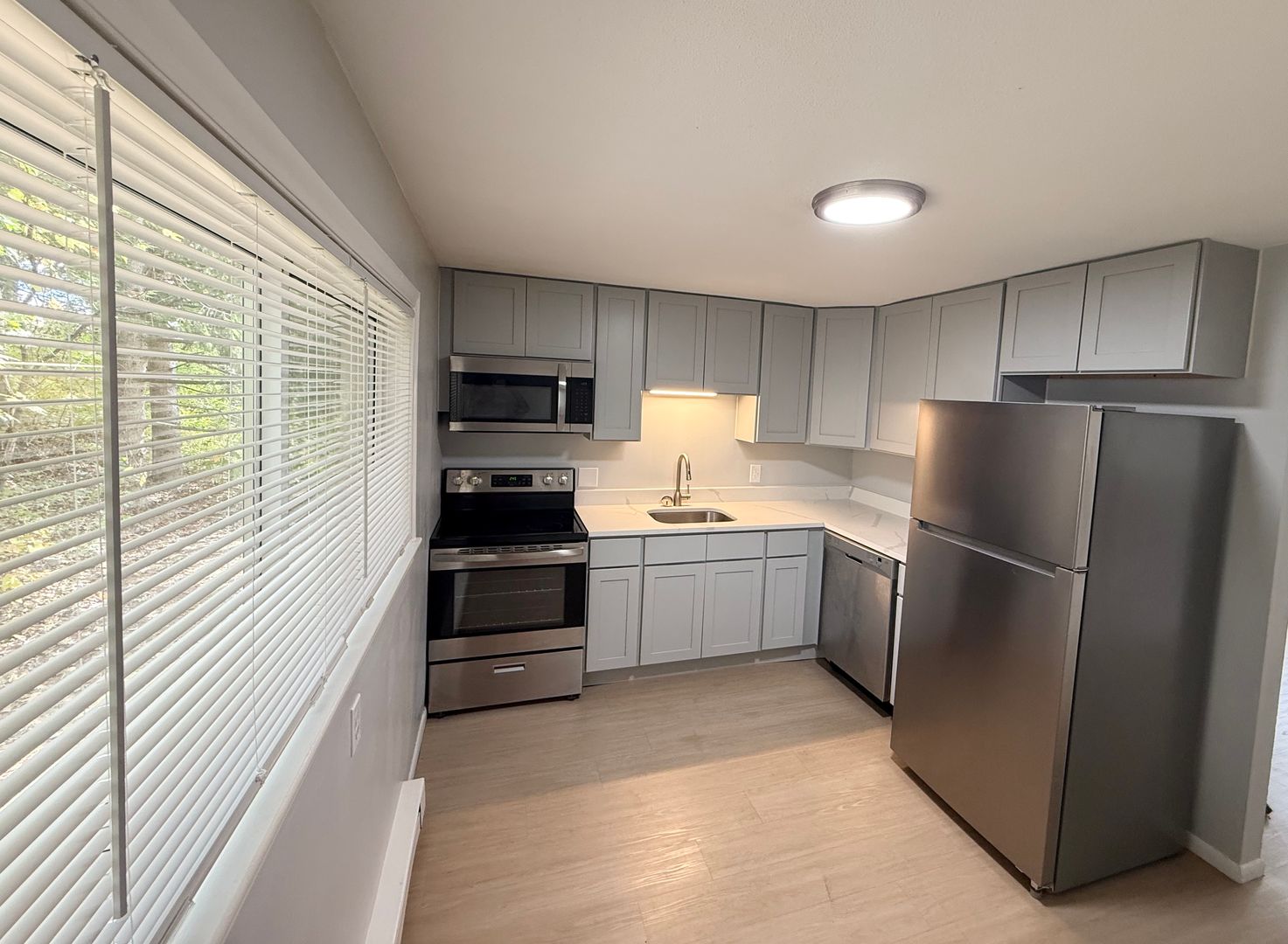 Fitchburg Apartment: 6 Mary Anna Drive