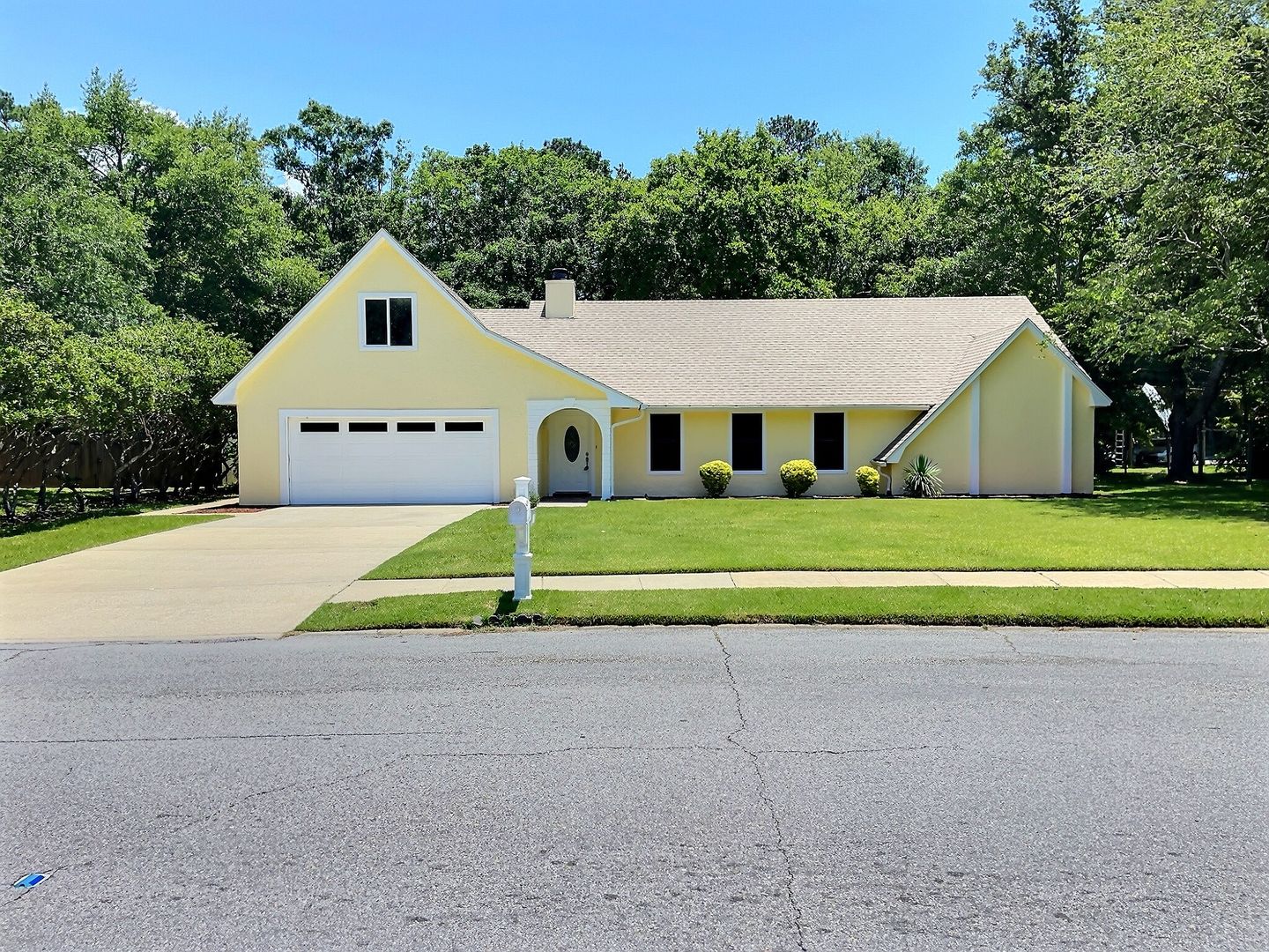 Ocean Springs House: 118 Linnet Drive