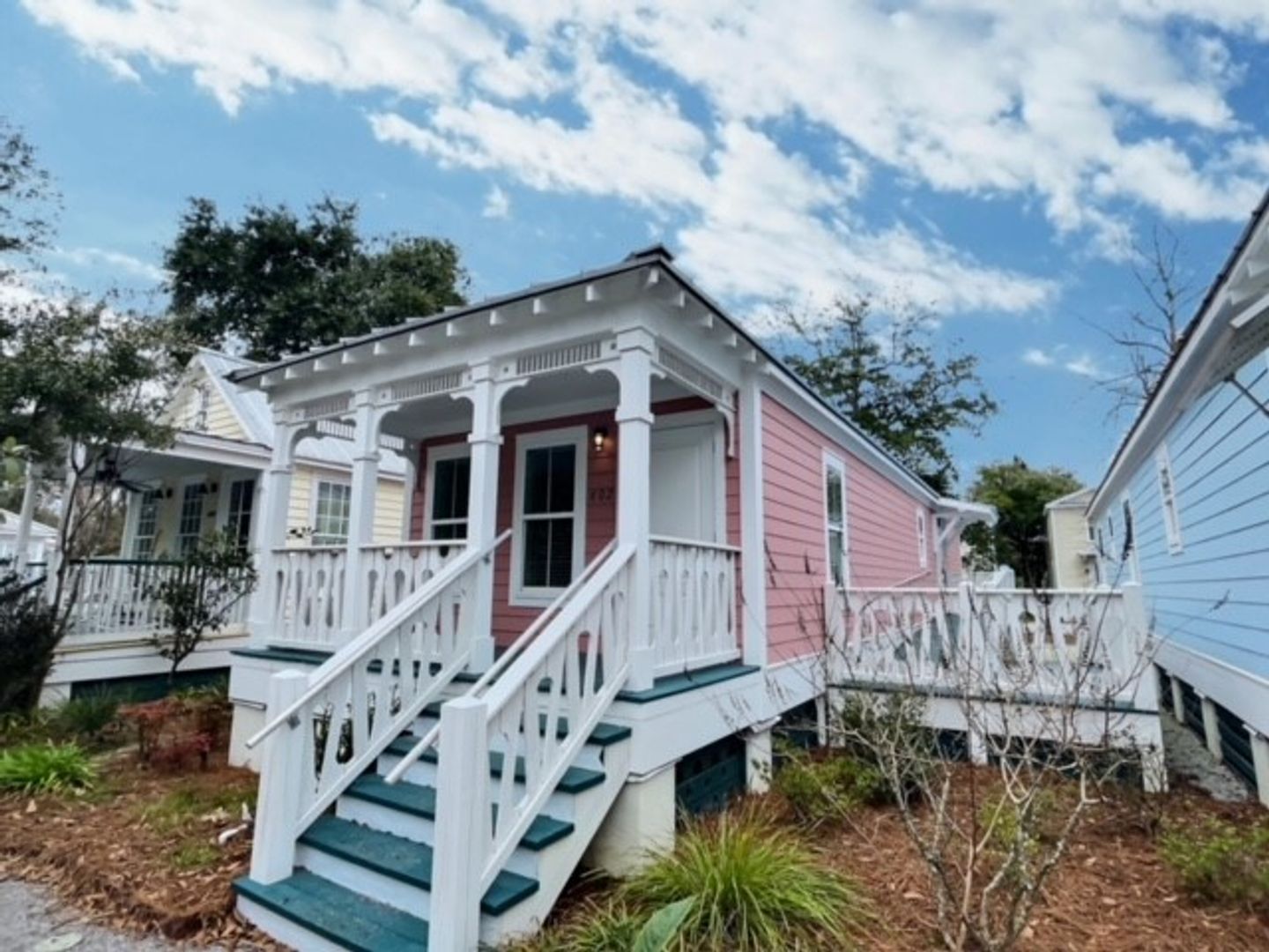 Ocean Springs House: 602 Cottage Square Lane