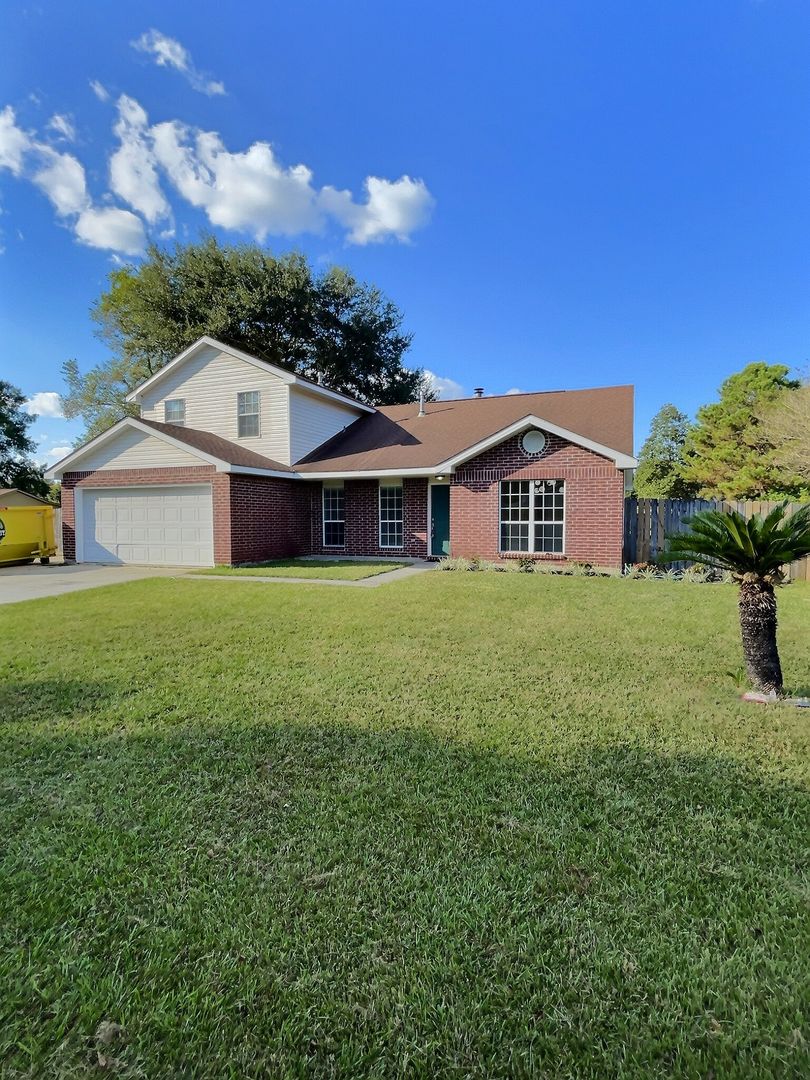 4-Bedroom Home in North Bay School District