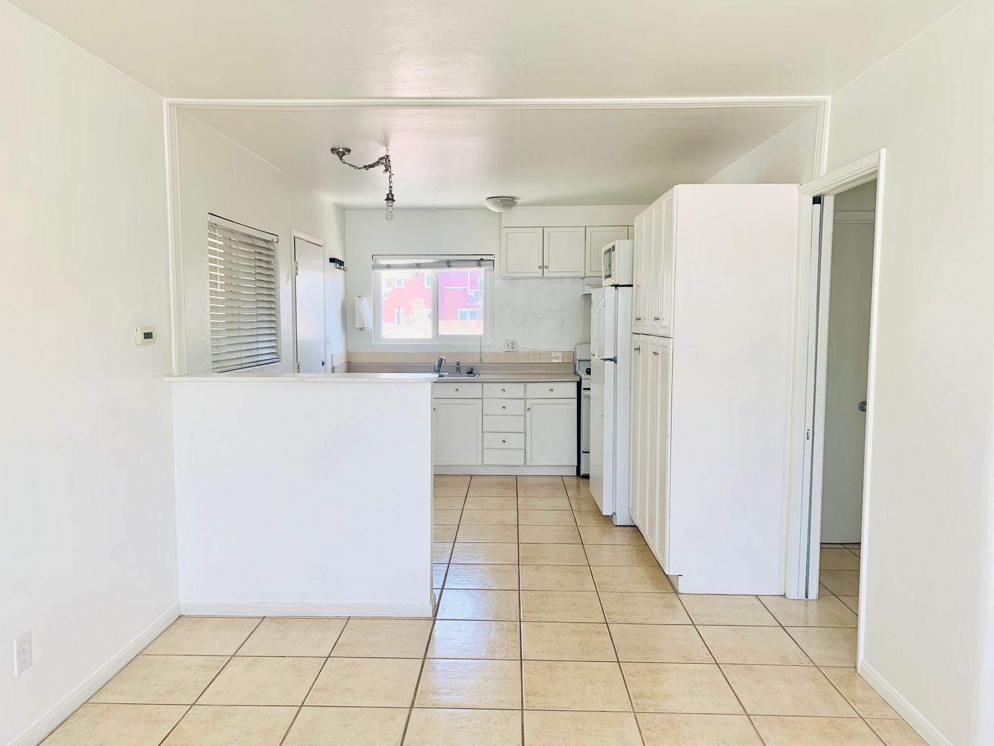 San Diego Apartment: 732 Santa Barbara Place