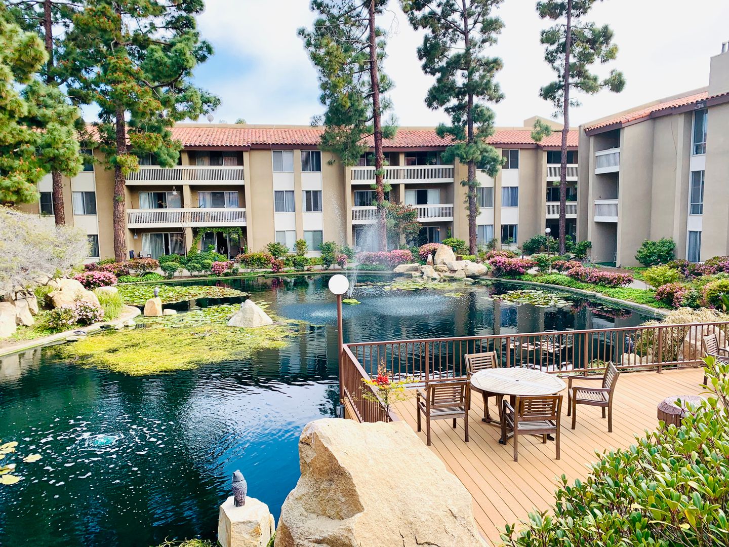 San Diego Condo: 4600 Lamont Street #320