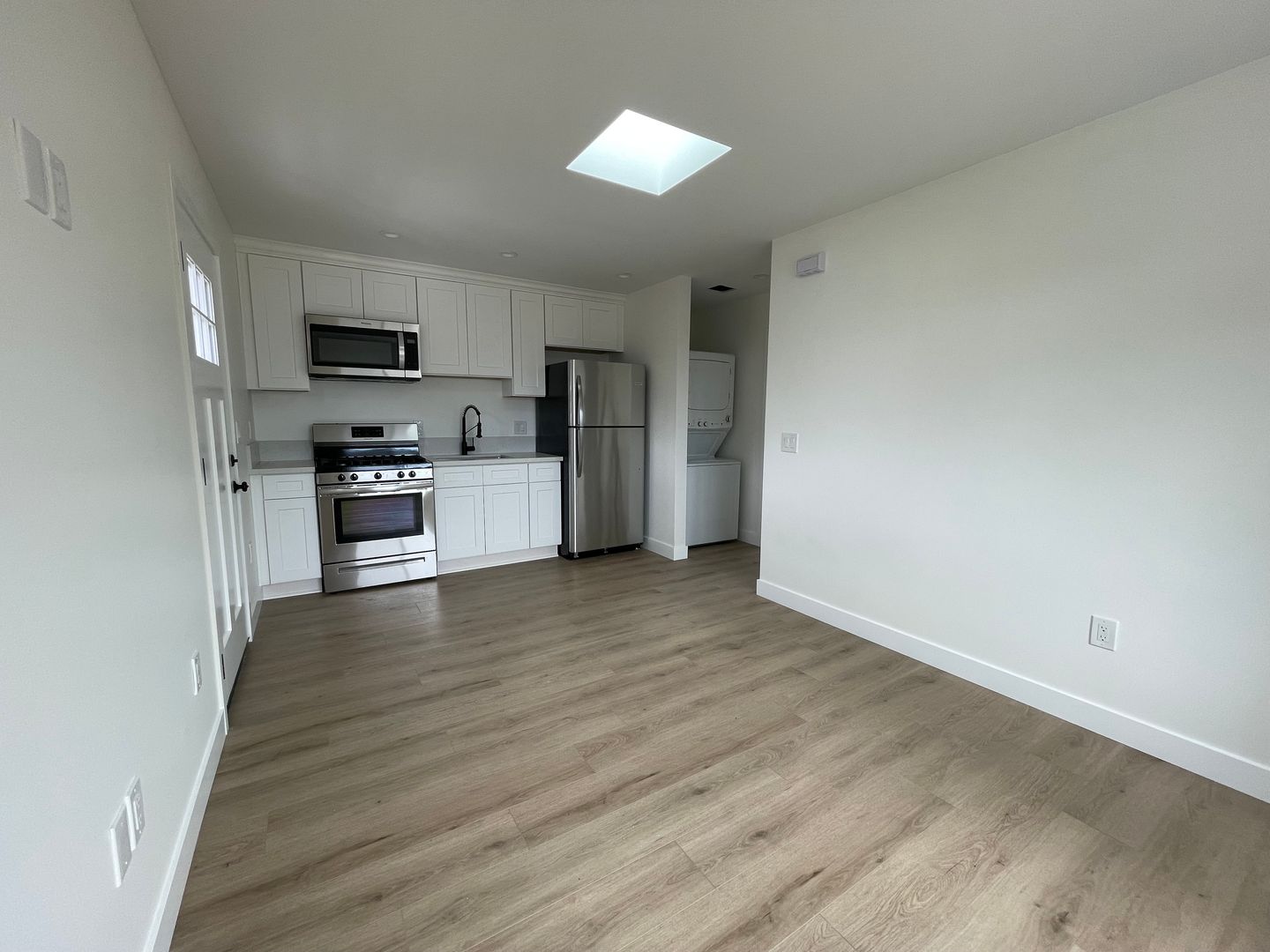 San Diego Apartment: 4447 Cherokee Ave.