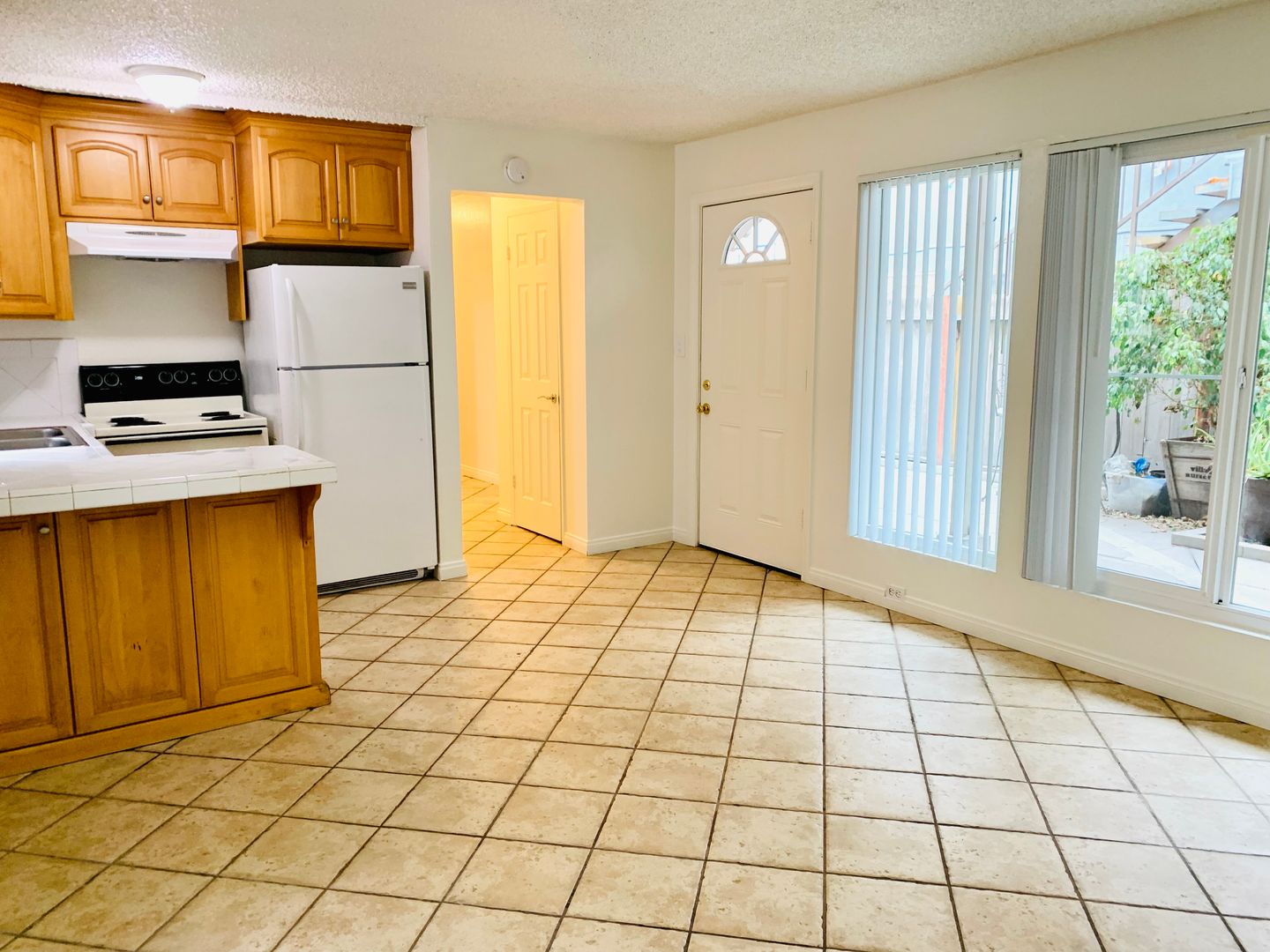 San Diego Apartment: 825-827 San Fernando Place