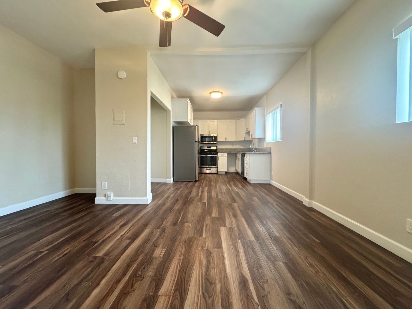 SAN DIEGO Apartment: 2221 ABBOTT STREET #4