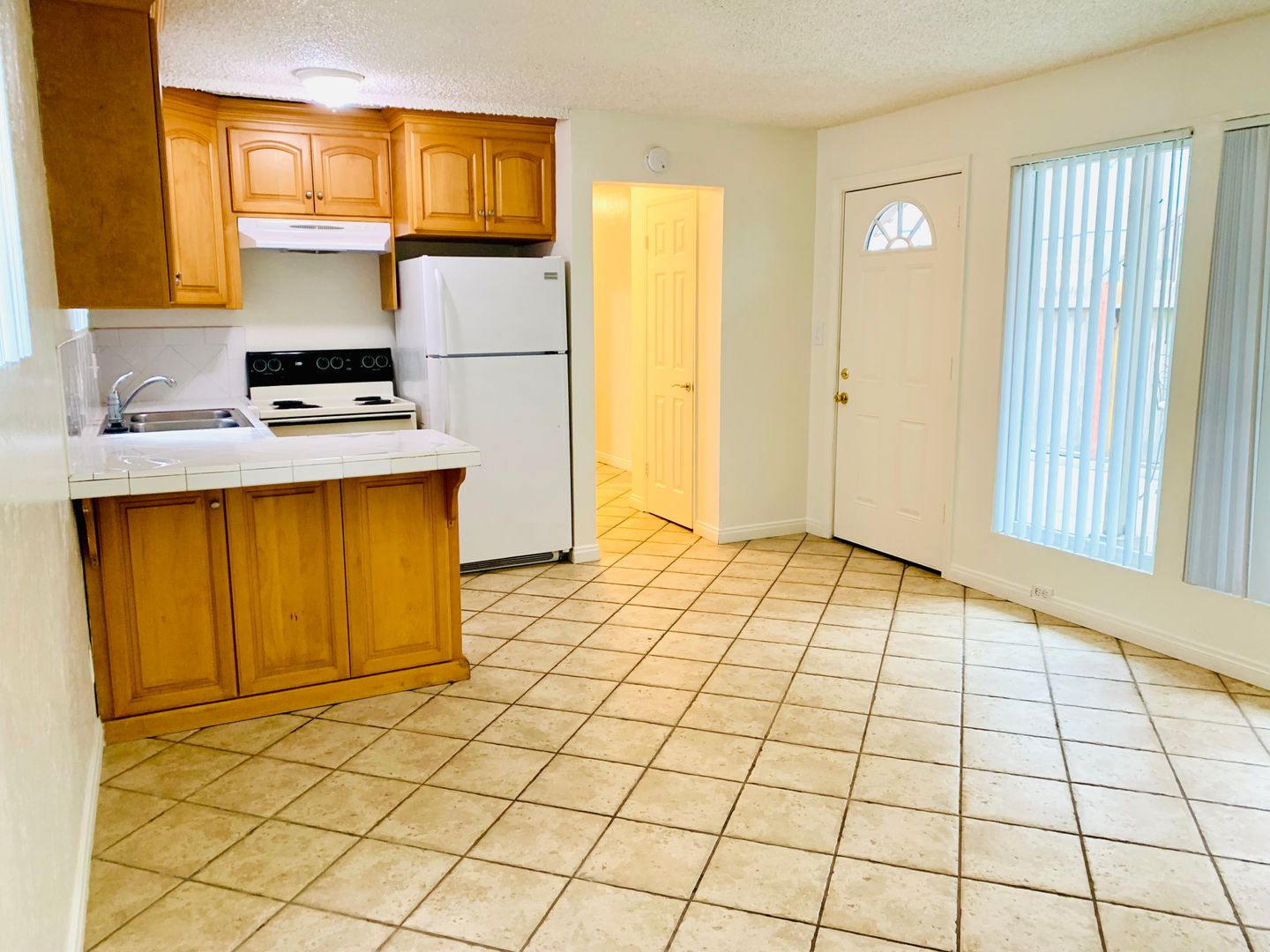 San Diego Apartment: 825-827 San Fernando Place