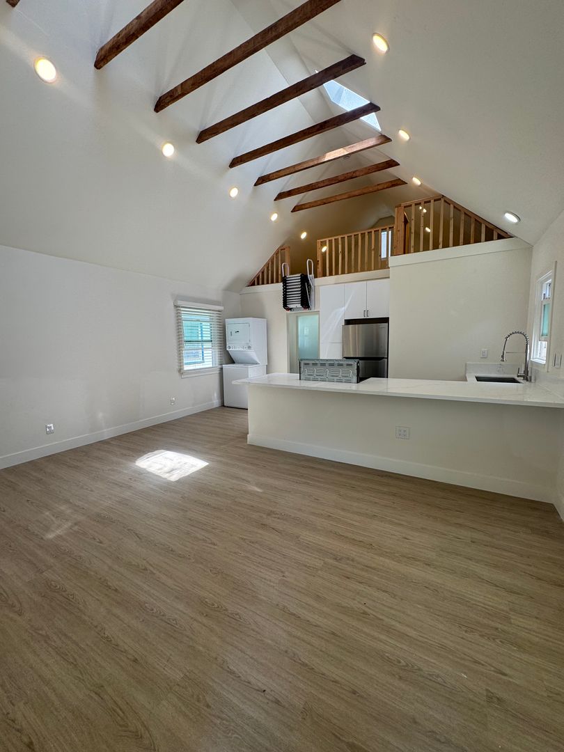 San Diego Apartment: 4142-4148 LOUISIANA