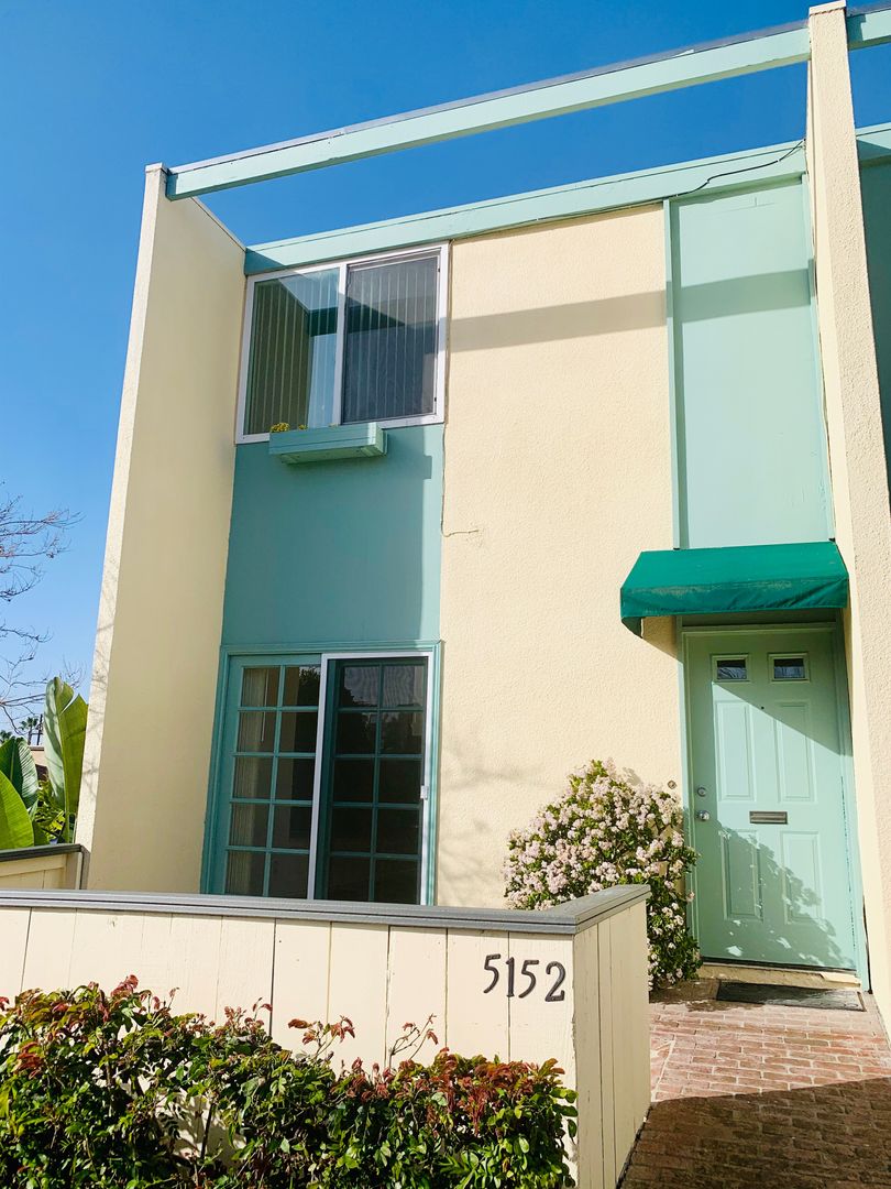 SAN DIEGO Townhome: 5152 DAWES ST.