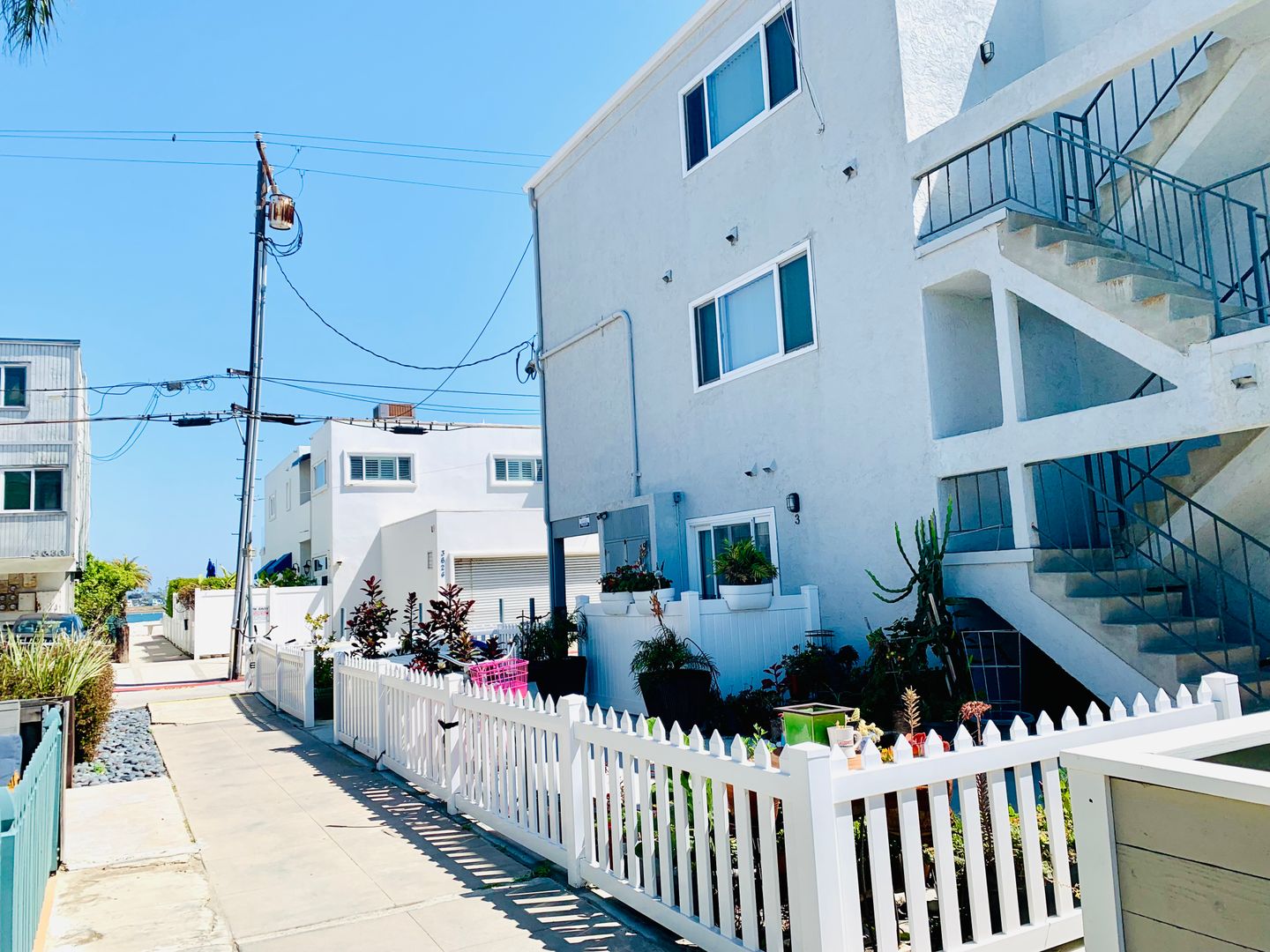 San Diego Apartment: 825 Niantic Ct, Apt 6