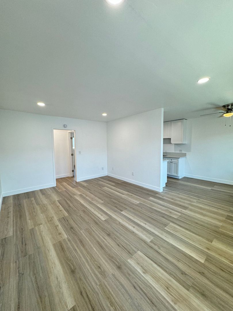 San Diego Apartment: 4029 44th ST
