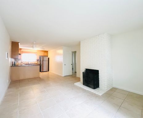 Live By The Water! 2BD/1BA Freshly Remodeled Apartment in Mission Beach! $3,295/mo! – photo 1